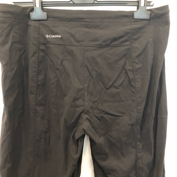 π₯3/$18π₯ EUC Columbia Omni Shield lightweight pants - Picture 4 of 6